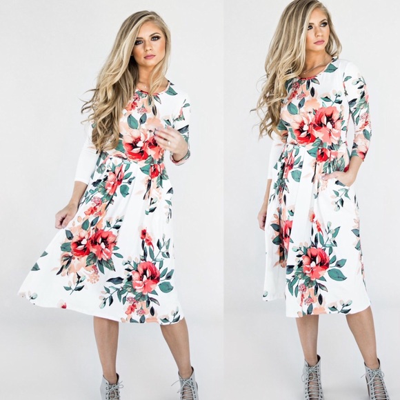 ⚡️🇺🇸🆕➕🍷Beautiful soft floral dress🔥🔥🔥 - Picture 2 of 6